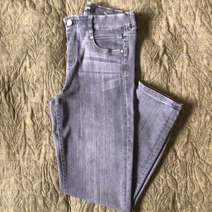 Dark gray, "the Slim" Liverpool jeans